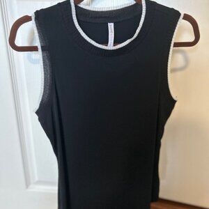 Iris Setlakwe black with white trim shell in M